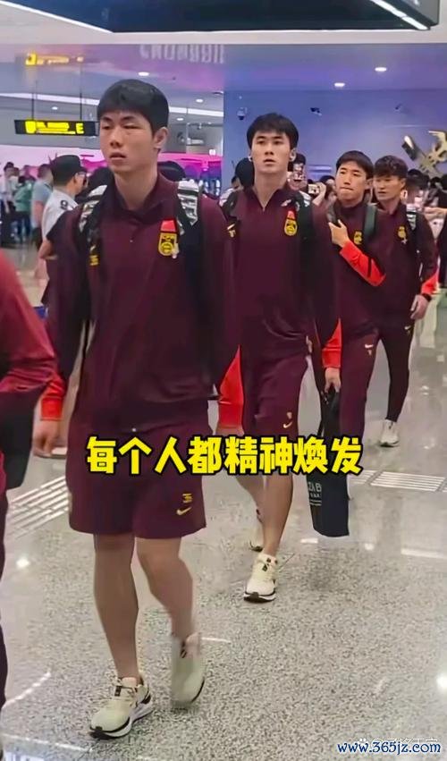 足协杯决赛前夕，他亲手拆除更衣柜，自曝转会决定，28岁选择告别舒适区迎接新征程